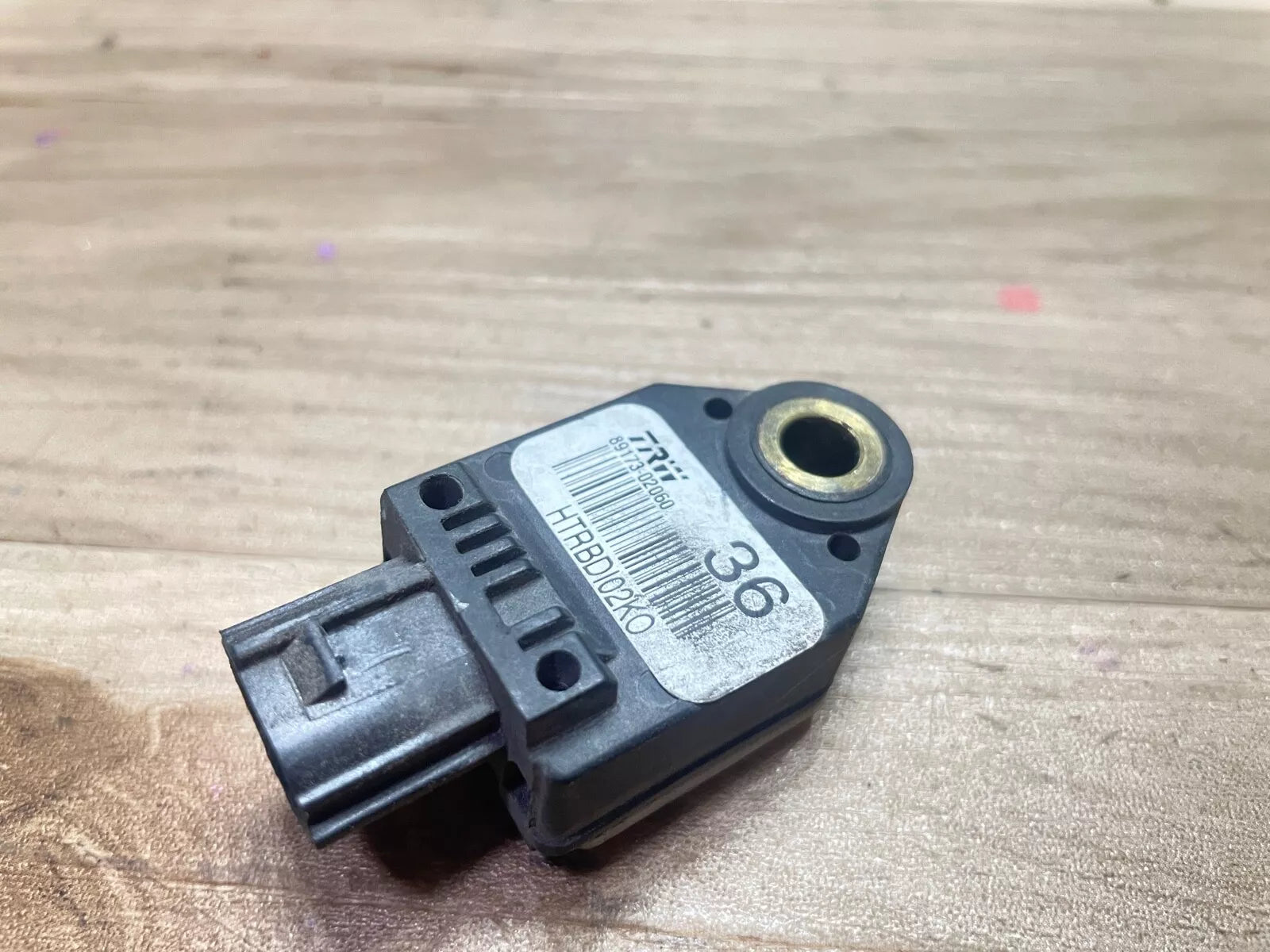 2009 -2013 toyota corolla front airbag crash impact sensor 89173