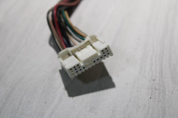 2005-07 toyota matrix corolla connector 12423 89780-02060 COMPUTER TRANSPONDER KEY keyless e76 (Copy)