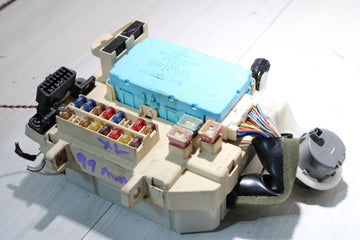 1999 avalon xl 82641-ac030 Relay Integration fusebox oem f6
