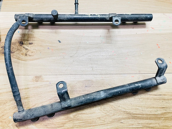 94-03 Dodge Ram 1500 2500 53030598AC v8 5.2L 5.9L injector FUEL rail OEM d11