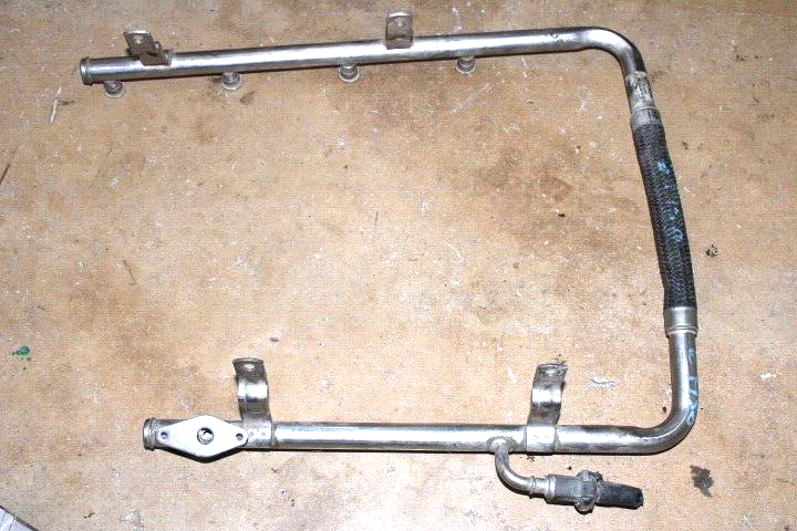 2004 - 2006 Ford F-150 v8 4.6L injector FUEL rail 3L1E-9F792-BG oem d77
