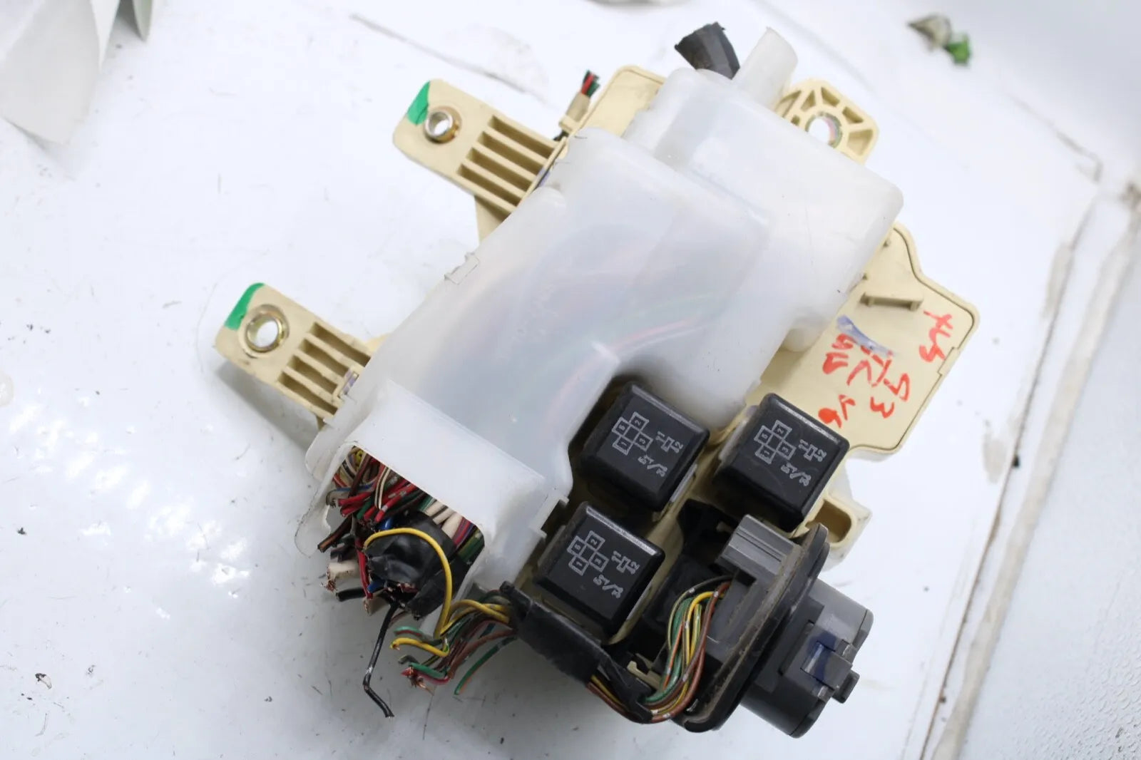 1992-1996 TOYOTA CAMRY interior fusebox FUSE JUNCTION DIAGONSIS OEM