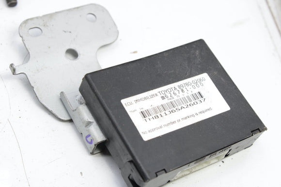 2005-07 toyota matrix corolla 89780-02060 COMPUTER TRANSPONDER KEY keyless e76