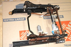 1997-2001 Lexus ES300 72020-33100 Seat track adjustment Adjuster memory