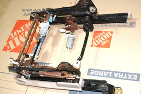 1997-2001 Lexus ES300 72020-33100 Seat track adjustment Adjuster memory - 0