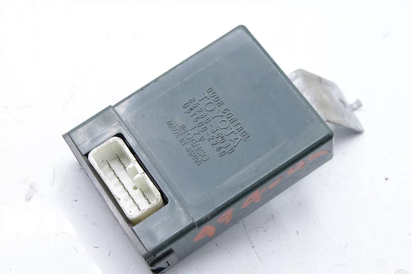 1991 - 1995 toyota 4runner pickup 85980-35030 Relay Door Control oem d4