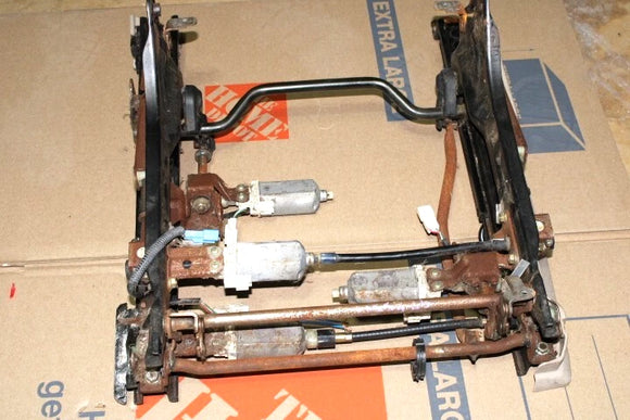 1997-2001 Lexus ES300 72020-33100 Seat track adjustment Adjuster memory