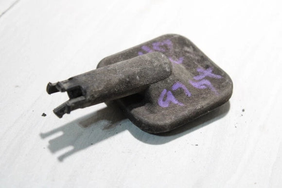 1996-2000 HONDA CIVIC dx front DOOR WIRE HARNESS grommet seal oem e76