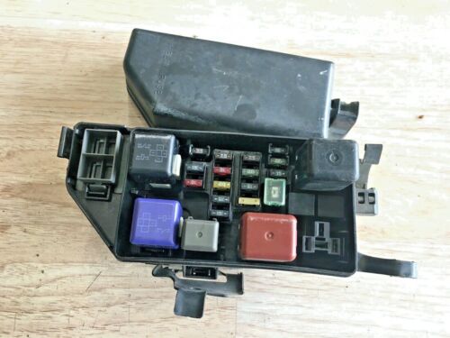 1992-1996 camry es300 fusebox engine FUSE RELAY BLOCK JUNCTION oem d40d12